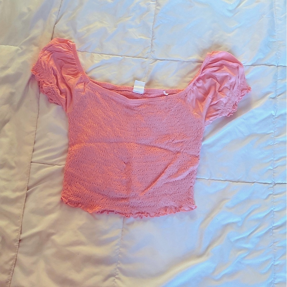 Women's pink crop top
